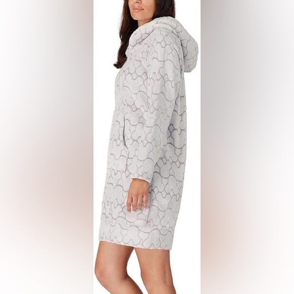 ✨NWT✨ Disney Mickey & Minnie Lounger with Cozy
Hood Grey and White Size L - Picture 2 of 11